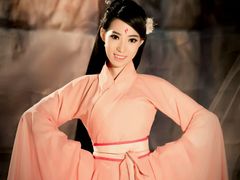 -九月鹰飞汉服摄影工作室