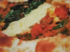 四季皮塔饼-Efes Turkish & Mediterranean Cuisine 艾菲斯餐厅(陆家嘴店)