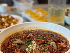 -鑫巴蜀小镇 · 水煮鱼专研店(玉桥店)