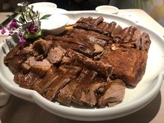 卤水狮头鹅三拼-尚一汤·粤菜海鲜(环球港店)