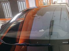 -鲨鱼皮汽车凹陷玻璃修复(静安店)