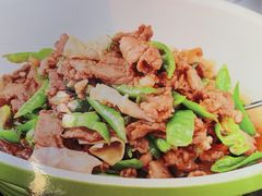 -绿草地·湘菜(酃湖师院店)