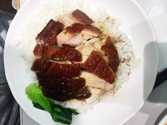 双拼烧味饭-深井陈记烧鹅酒家(新填地街店)