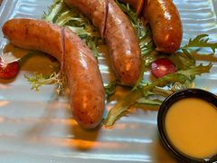 -SISTERS BAR RESTAURANT川意酒馆(嘉善老市H楼店)