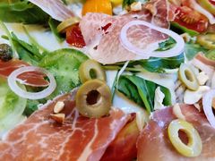 经典那不勒斯萨拉米香肠披萨-EN SPACE恩空间