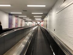 -蒙特利尔皮埃尔·埃利奥特·特鲁多国际机场