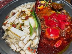 -老酉火锅(阳明古镇店)
