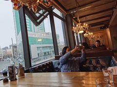 靠窗位-LYFATTI 莱芙缇(赣水路店)