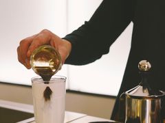 深奶炸弹-铁手珈琲制造局metalhands(望京店)