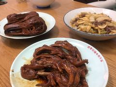 绝味鸭掌-经堂北路牛肉干面·溪口蒋永峰牛肉馆(宁波店)