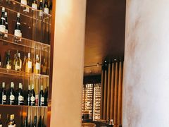 -wineapp葡萄酒餐吧(外滩金融中心店)