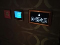 -乐界KTV(虹桥中心店)