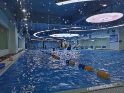 -月儿湾儿童游泳成长中心