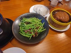-莲餐厅·湖北菜·潜江小龙虾店(愚园路店)