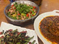 -石磨豆花家常菜·牦牛排土火锅