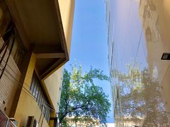 -新华里咖啡书吧(新华书店小寨店)