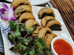 -老崇左特色风味食馆