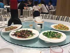 -赶海部落海鲜城(海阳路店)