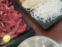 -牛肉彪·19年专注·潮汕牛肉火锅(祈福店)