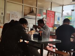 大堂-茅家米线(中大街店)