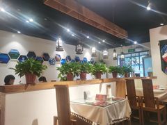 -茶花妹子云南餐厅(传媒大学店)