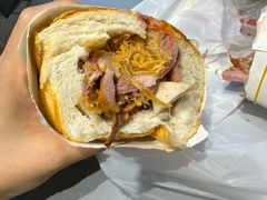 -Bánh Mì Huynh Hoa