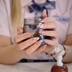 -吉吉靓甲美睫