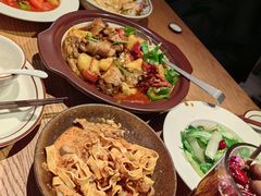 -纳鲁孜·新疆特色餐厅(上海悦荟广场店)