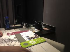 -榛悦隆堡成都酒店(春熙路太古里店)