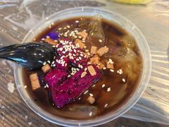 -老街烧烤大排档·地道湖北菜·龙虾馆(汉口火车站店)