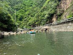 -安吉龙王山峡谷漂流