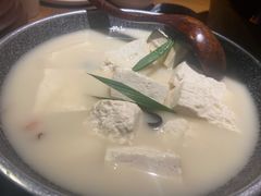 土家手掰柴火豆腐-吃饭皇帝大土家民族菜(正大广场店)