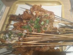 -街角等你.大连海鲜烧烤.经典铁板海鲜串(西安路店)