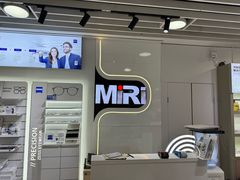 -MiRi眼镜连锁·蔡司·尼康控优点合作店(莘庄店)