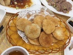 香煎墨鱼饼-九大簋家宴(北京路店)