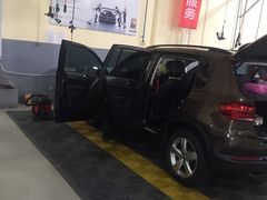 -北京祥龙博瑞汽车服务（集团）有限公司六分公司