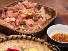 -老滇山寨•云南特色菜•地方菜•民族风情歌舞表演(金碧店)