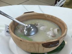 -品香菜馆(旗峰路中侨大厦店)