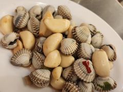 -胡须佬鸡煲四季火锅店(石厦西村直营店)