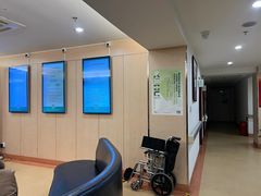 -茂菊口腔连锁(浦东南路店)