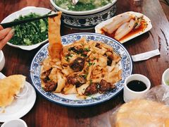 -壹阁胡羊焖饼(特色小吃街店)