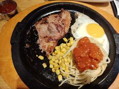 -菲滋意式餐厅(海宁银泰城店)
