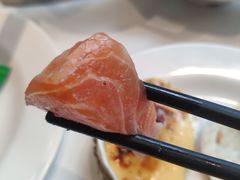 三文鱼-五月罗马海鲜自助餐厅(陆家嘴店)