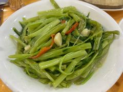 -鹏城人家海鲜酒家·23年老字号(较场尾店)