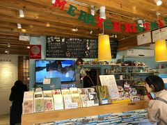 -猫的天空之城概念书店(丽江古城饮玉巷店)