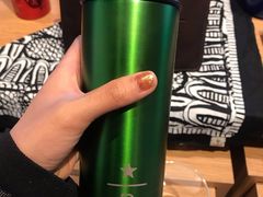 -星巴克臻选(上海合生汇1F店)