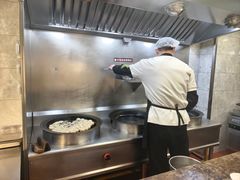 -小杨生煎(黄河路美食休闲街店)