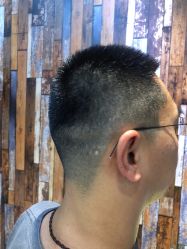 -PE SALON