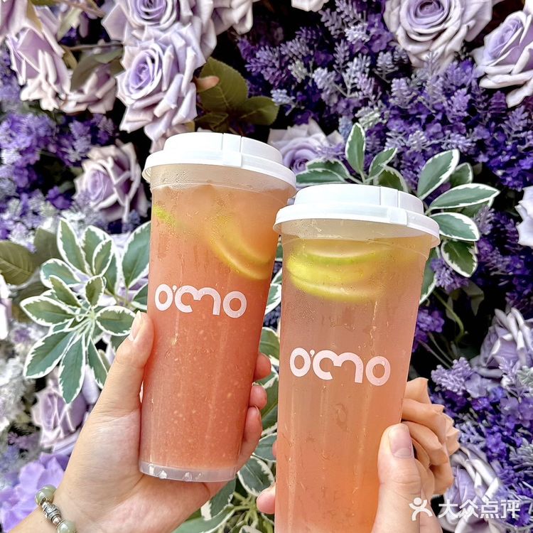 这家店,直接把“夏天该有的样子”装进杯子里了