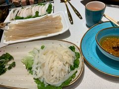 -墨居上隐·院子里火锅(峨眉店)